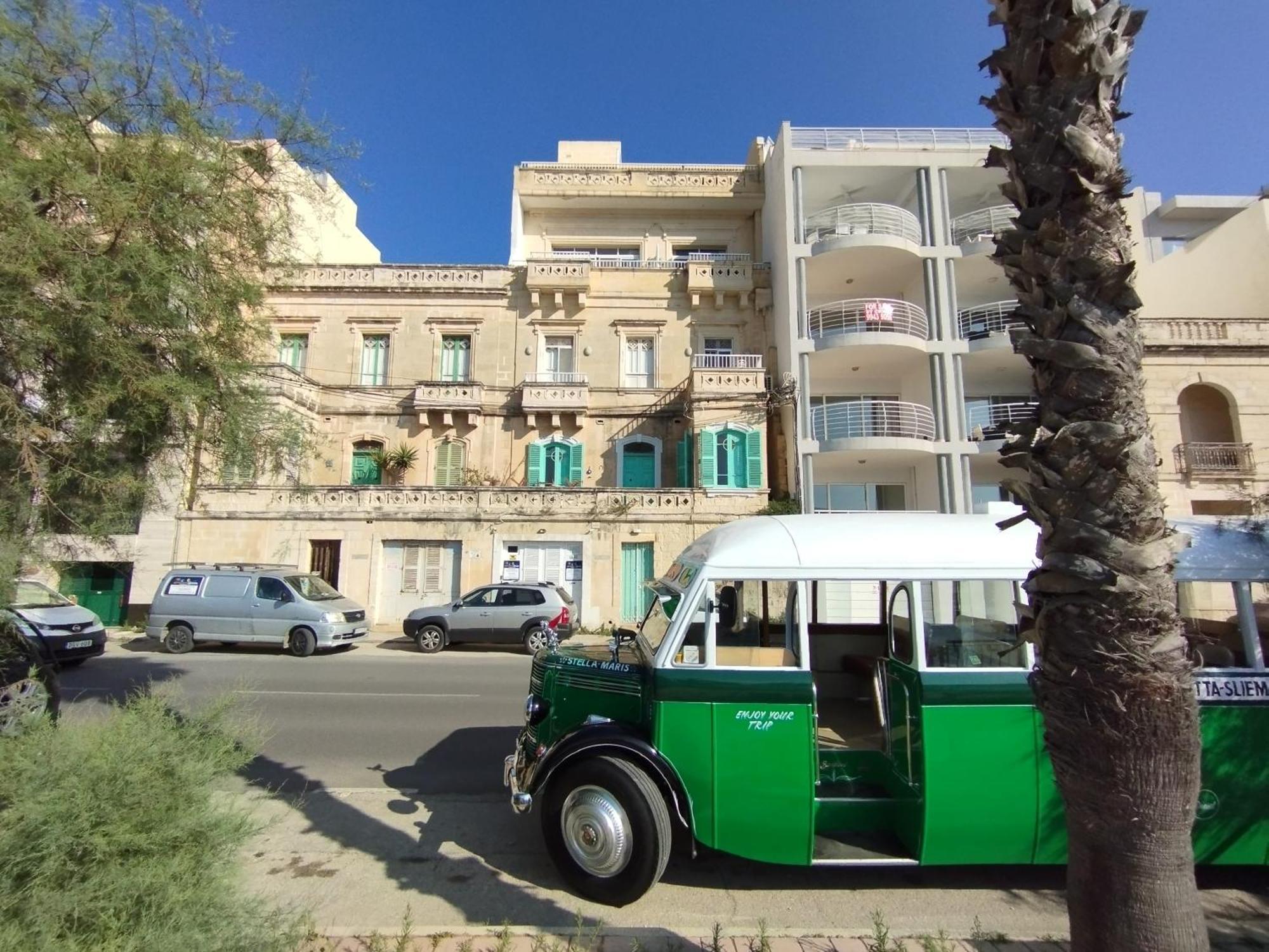 Blue Harbour Seafront Penthouse With Large Terrace With Panoramic Sea Views - By Getawaysmalta Apartment St. Paul's Bay Exterior photo